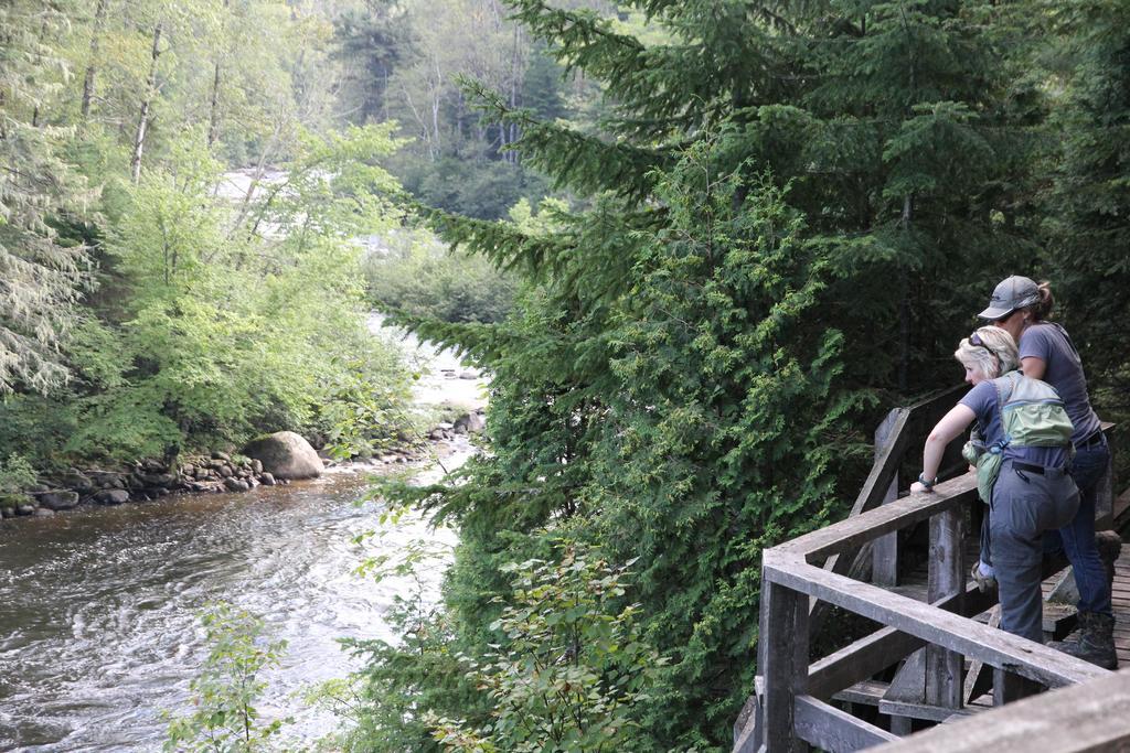 Vila Riviere Petit Saguenay Exteriér fotografie