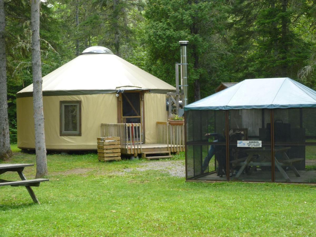Vila Riviere Petit Saguenay Exteriér fotografie